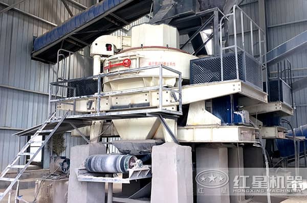 砂石廠用的碎石機(jī)多少錢一臺(tái)？2020全新報(bào)價(jià)來襲